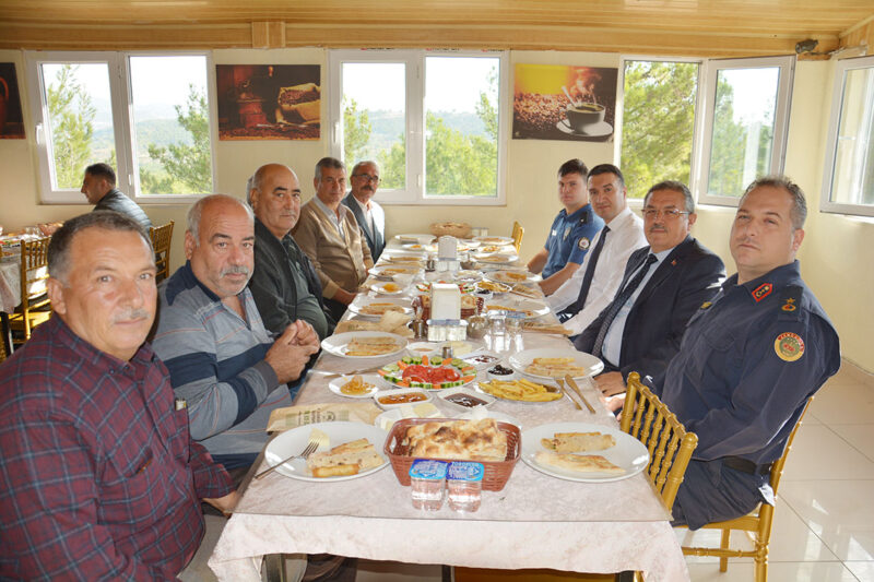 Gülnar’da muhtarlar buluşması